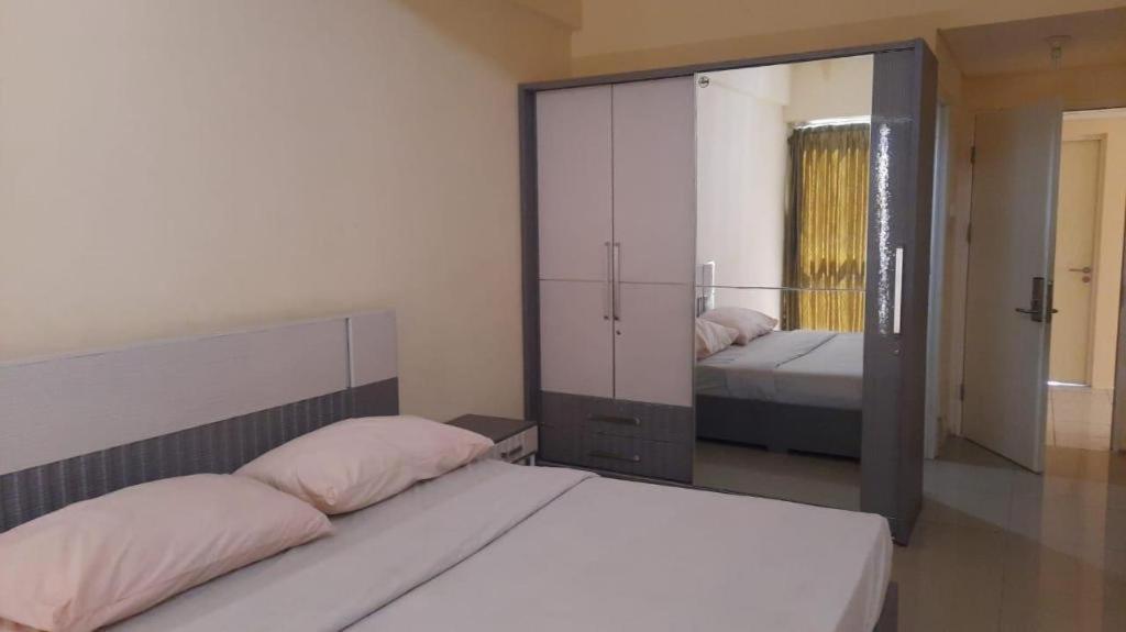 My Tower Hotel Surabaya Exterior foto